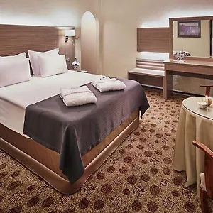 https://terrace-avlabari-hotel-by-log-inn.alltbilisihotels.com